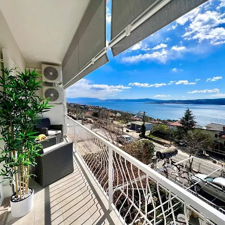 Frano Apartment Dramalj