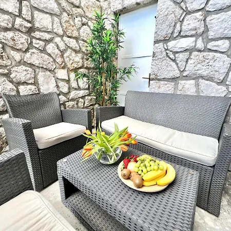 Frano Apartment Dramalj