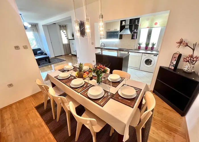 Frano Apartman *